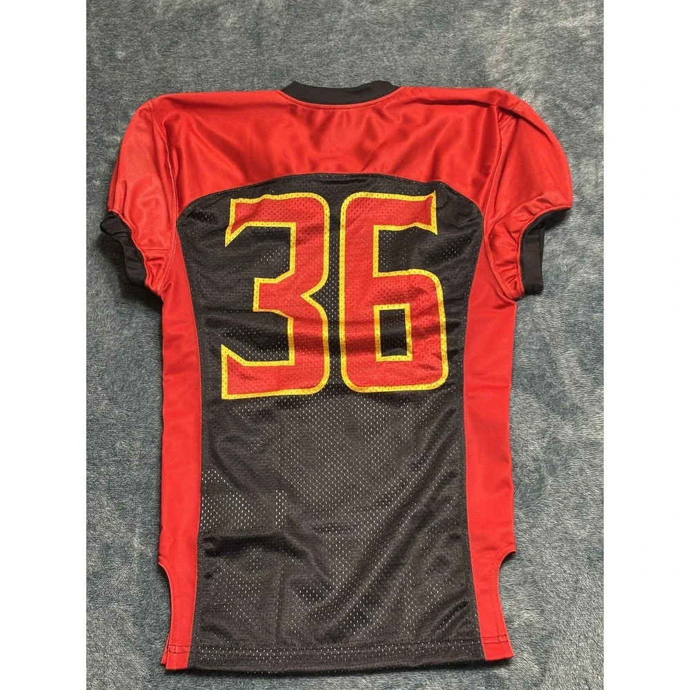 Under Armour pre owned